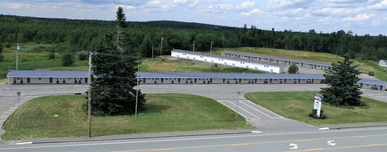 The Bluebird Motel Maine Machias Bagian luar foto